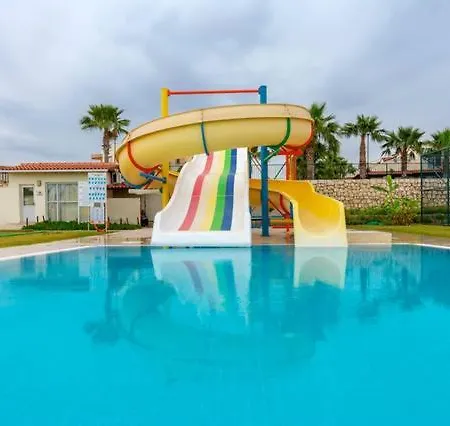 Apollonium Bozbuk Resort *
