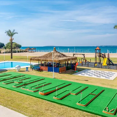 Resort Apollonium Bozbuk *